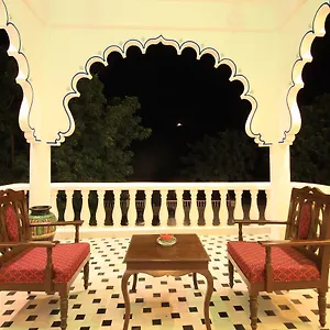 Hotel Bonjour Paradise
